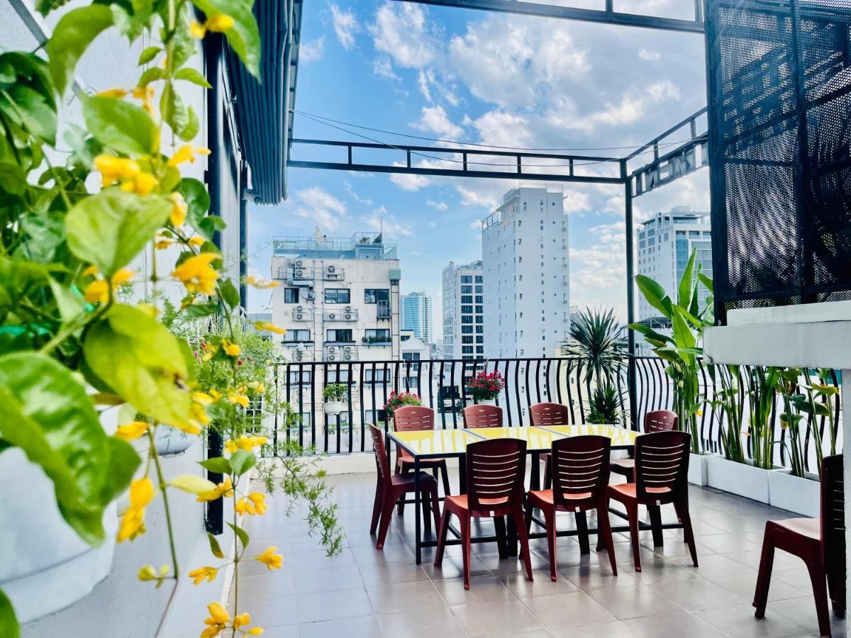 Hana Hotel & Apartment Дананг Экстерьер фото